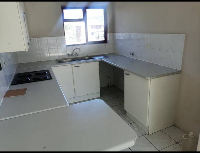 1 bed property to rent in BASSONIA